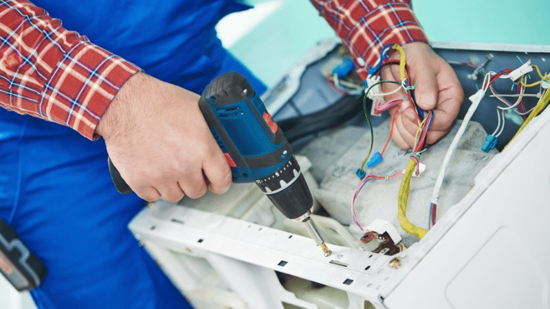 Gölbaşı Vestfrost Vestfrost çamaşır makinesi kart tamiri – Su almama arızası orijinal parça ile giderildi. - Teknik servis örneği